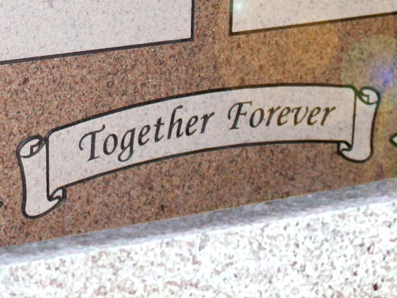 Headstone design, monument, memorials, message, epitaph, loved ones